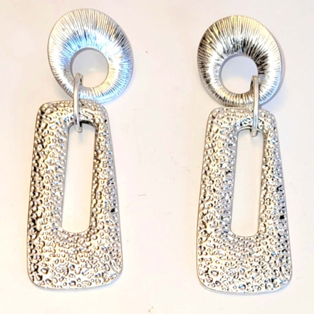 New Earrings, Graphic Unique Silver-tone Arts Textured Metal Statement Drop Post